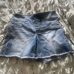 Rock & Republic Pull on Shorts